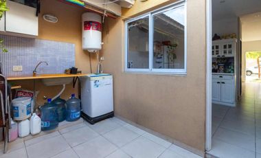 VENTA PH 3 AMBIENTES CON PATIO EXCELENTE UBICACIÓN