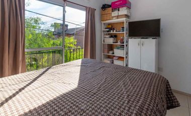 VENTA PH 3 AMBIENTES CON PATIO EXCELENTE UBICACIÓN