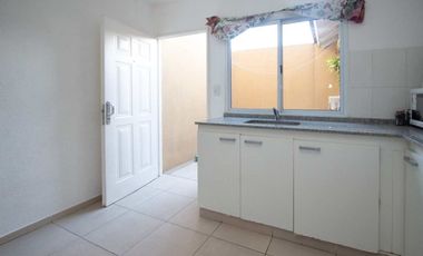 VENTA PH 3 AMBIENTES CON PATIO EXCELENTE UBICACIÓN