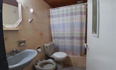 CASA EN VENTA DE 3 DOMITORIOS EN BARIO CRISTALERIA