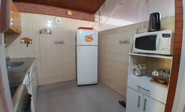 CASA EN VENTA DE 3 DOMITORIOS EN BARIO CRISTALERIA
