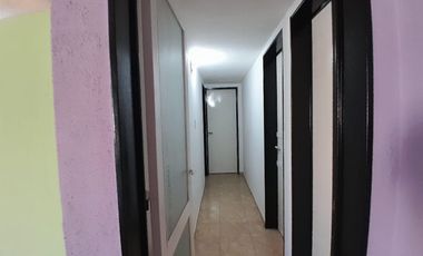 CASA EN VENTA DE 3 DOMITORIOS EN BARIO CRISTALERIA