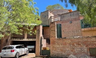 Casa en alquiler en Villa Allende, Lomas Oeste