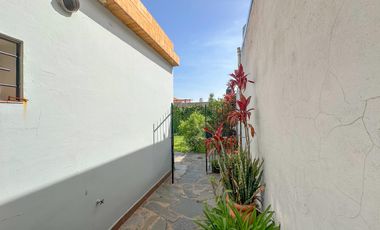 Casa en venta en Lanús Este 3 ambientes con patio