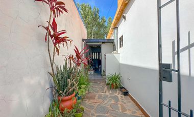 Casa en venta en Lanús Este 3 ambientes con patio
