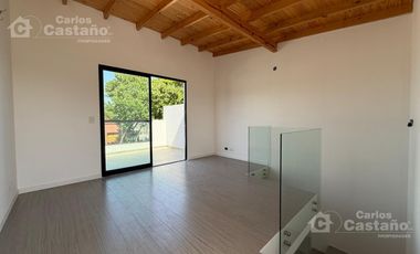 Moderno Dúplex a Estrenar, 3/4 Amb. con Jardín en Exc. Ubicación