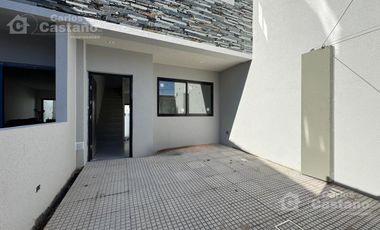 Moderno Dúplex a Estrenar, 3/4 Amb. con Jardín en Exc. Ubicación
