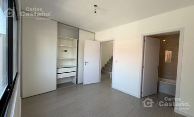 Moderno Dúplex a Estrenar, 3/4 Amb. con Jardín en Exc. Ubicación