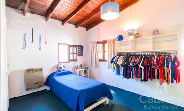 Venta casa dos dormitorios en Gonnet, La Plata