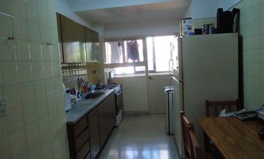Departamento de 3 ambientes en olivos