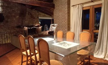 VENTA EXCELENTE CASA EN LA GRANJA 3D 2B. IDEAL TURISTICO