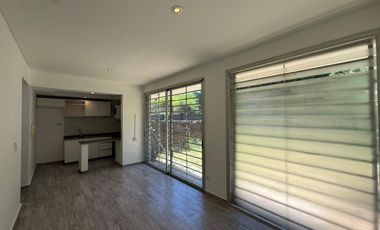 Departamento dos ambientes patio nuevo quilmes externo en venta