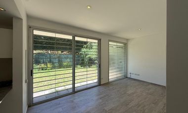 Departamento dos ambientes patio nuevo quilmes externo en venta