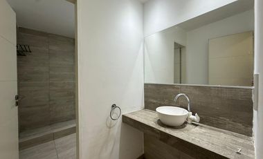 Departamento dos ambientes patio nuevo quilmes externo en venta