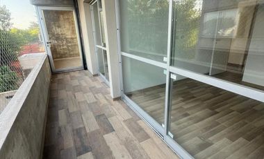 Departamento 3 ambientes con balcón en alquiler - Ezpeleta Este