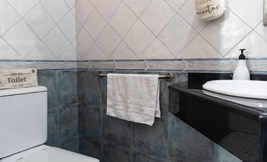 BAJO EL VALOR !!! VENTA EN BLOCK. Edificio Comercial en Banfield Este