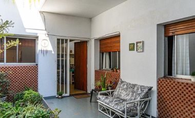 BAJO EL VALOR !!! VENTA EN BLOCK. Edificio Comercial en Banfield Este