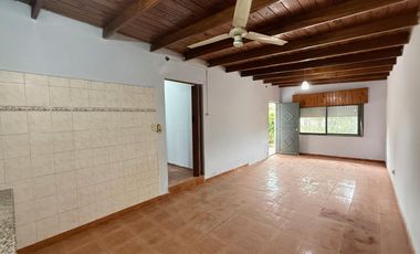 Casa en esquina - Semicéntrica