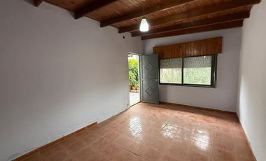 Casa en esquina - Semicéntrica