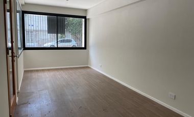 Local en venta,  al frente, República de la Sexta Rosario
