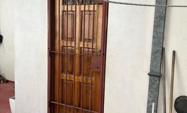 9 de Julio 256, Avellaneda ¡Departamento tipo casa de cinco ambientes!