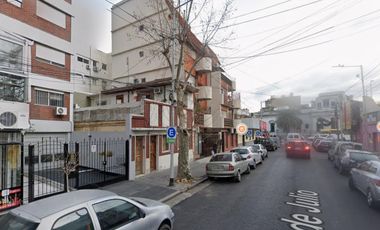 9 de Julio 256, Avellaneda ¡Departamento tipo casa de cinco ambientes!