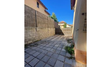 ARRIENDO CASA 3D 3B EN CLAROS DEL BOSQUE DE CURAUMA - VALPARAISO