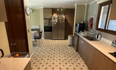 CASA VENTA  EN EXCLUSIVO CONDOMINIO  DE SANTA ELENA CHICUREO