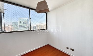 Departamento en Arriendo en AMPLIO Y LUMINOSO DEPTO DE 4D/3B/2E/1B, PARQUE ARAUCANO