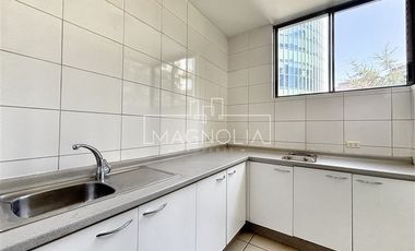 Departamento en Arriendo en AMPLIO Y LUMINOSO DEPTO DE 4D/3B/2E/1B, PARQUE ARAUCANO