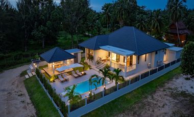 4 Bedroom Villa for sale at ThaiLife Residences