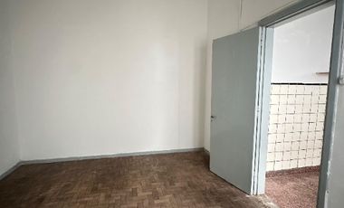 Departamento Tipo Casa en alquiler en Sarandi Este