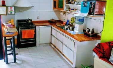 Casa en Wilde propiedad tres ph