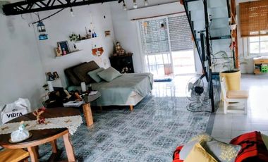 Casa en Wilde propiedad tres ph