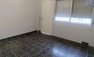 Casa en Wilde propiedad tres ph