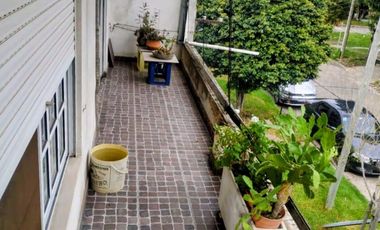 Casa en Wilde propiedad tres ph