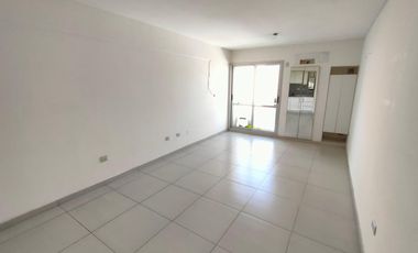 ALQUILER! Hermoso monoambiente en San Lorenzo al 700, Barrio Sur, con amenities