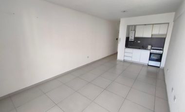 ALQUILER! Hermoso monoambiente en San Lorenzo al 700, Barrio Sur, con amenities