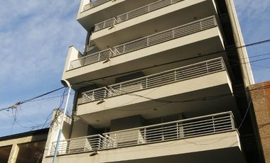 ALQUILER! Hermoso monoambiente en San Lorenzo al 700, Barrio Sur, con amenities