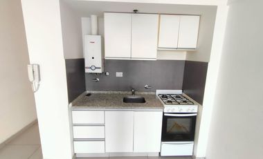 ALQUILER! Hermoso monoambiente en San Lorenzo al 700, Barrio Sur, con amenities