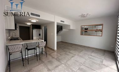 Casa en RENTA en fraccionamiento con cancha de pádel en Zona Reliz
