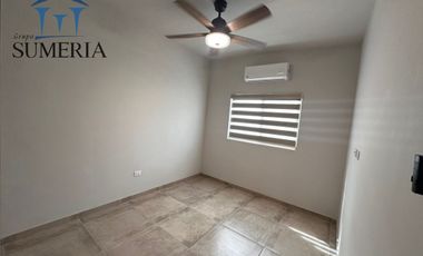 Casa en RENTA en fraccionamiento con cancha de pádel en Zona Reliz