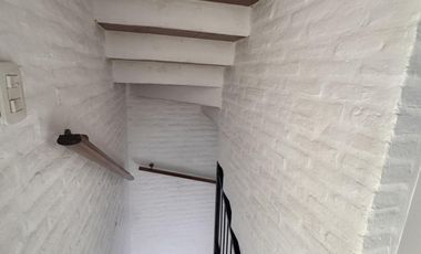 CASA EN ALQUILER ACACIAS BLANCAS