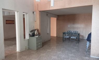 Casa en alquiler para fines comerciales
