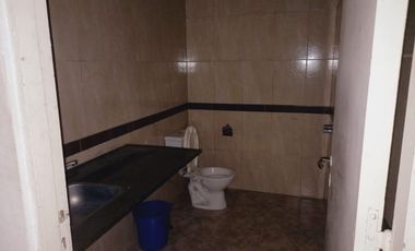 Casa en alquiler para fines comerciales