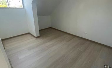 ARRIENDO COMODA CASA EN BARRIO PORTEZUELO