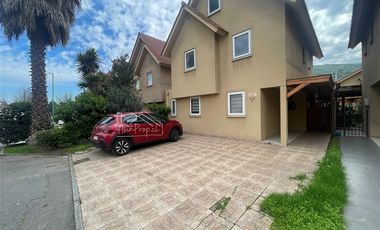 Casa en Venta en Av. Guanaco Norte 2000