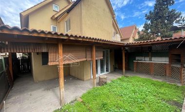 Casa en Venta en Av. Guanaco Norte 2000