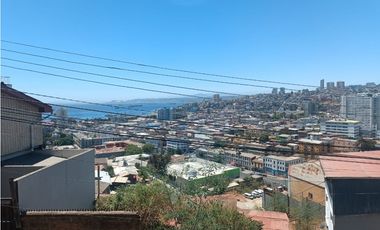 Arriendo loft amoblado a pocas cuadras de Avda. Francia, Cerro Monjas