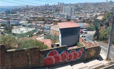 Arriendo loft amoblado a pocas cuadras de Avda. Francia, Cerro Monjas